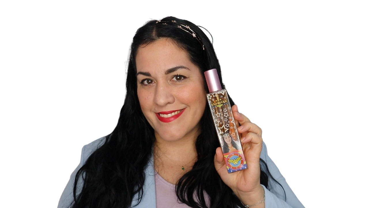 Perfume Ana Estrella Youtuber